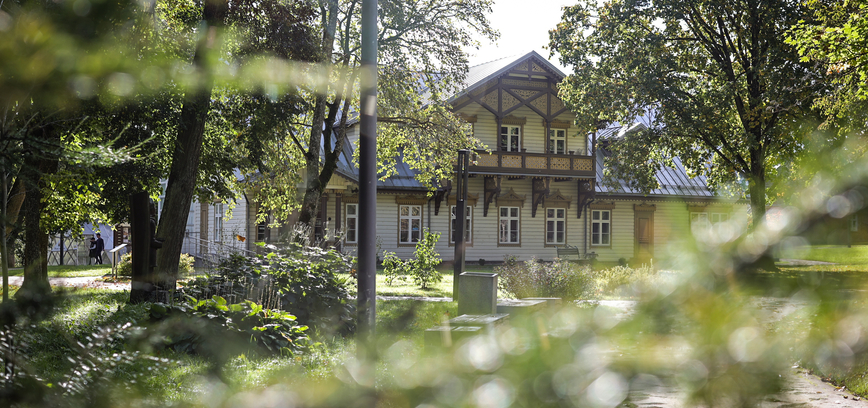 Pažintis su Kuršėnų dvaro ir miesto kultūros paveldu